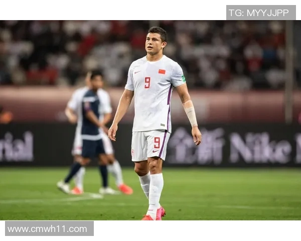 中超赛场艾克森再度破门助力球队争冠展现卓越个人能力